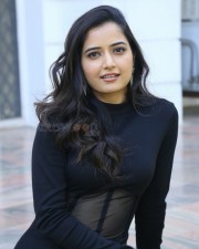 Actress Ashika Ranganath Sexy Photoshoot Pictures 21