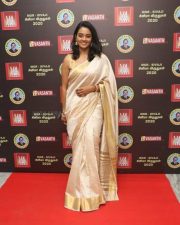 Actress Gayathrie Shankar At V Mgr Sivaji Academy Awards Photos