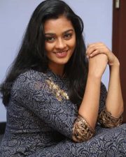 Actress Gayathrie Shankar Photos