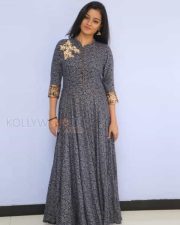 Actress Gayathrie Shankar Photos