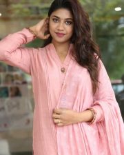 Actress Malavika Satheesan at Dochevaarevarura Movie Song Launch Pictures 13