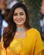 Actress Nivetha Pethuraj at Das Ka Dhamka Movie Opening Photos 11