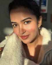 Actress Pujita Ponnada in a Off White Knit Sweater with a High Zip Up Collar Pictures 02