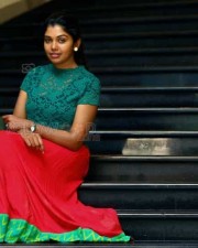 Actress Riythvika Photoshoot Pictures