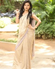 Actress Shubhangi Pant At Neekosam Trailer Launch Photos