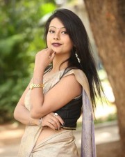 Actress Shubhangi Pant At Neekosam Trailer Launch Photos