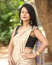 Actress Shubhangi Pant At Neekosam Trailer Launch Photos