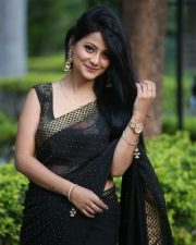 Actress Shubhangi Pant at Rave Naa Cheliya Trailer Launch Pictures