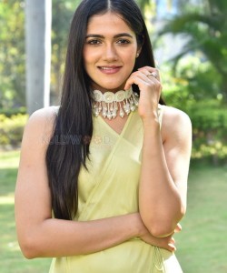 Actress Simran Choudhary at Sehari Movie Trailer Launch Pictures 17