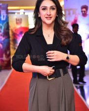 Actress Sridevi Vijaykumar at Bad Boy Karthik Movie Trailer Launch Pictures 15