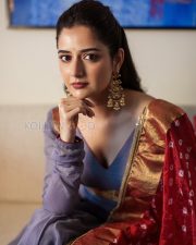 Alluring Actress Ashika Ranganath in a Red Bandhani Saree and Blue Grey V Neck Blouse Photos 04 Alluring Actress Ashika Ranganath in a Red Bandhani Saree and Blue Grey V Neck Blouse Photos 04