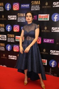 Ashika Ranganath at SIIMA Awards 2021 Day 2 Photos 04