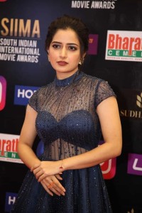 Ashika Ranganath at SIIMA Awards 2021 Day 2 Photos 10