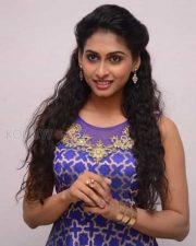 Beautiful Actress Nithya Naresh Photoshoot Stills
