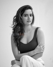Beautiful Ashika Ranganath in a Crop Top Black and White Pictures 05