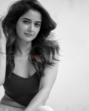 Beautiful Ashika Ranganath in a Crop Top Black and White Pictures 08 Beautiful Ashika Ranganath in a Crop Top Black and White Pictures 08