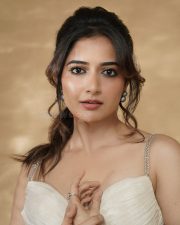 Bhartha Mahasayulaku Wignyapthi Heroine Ashika Ranganath in a Custom Ivory Gold Pleated Gown Pictures 06