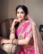 Bollywood Sexy Babe Adah Sharma Photos