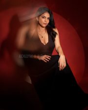 Captivating Misha Narang in a Black Halter Neck Dress Pictures 08