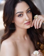 Dazzling Sandeepa Dhar Sexy Pictures 02