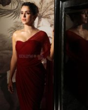 Dazzling Sanya Malhotra in a Custom Red Picante Saree Gown at Filmfare Awards Night Pictures 01