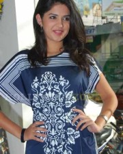 Deeksha Seth Pics