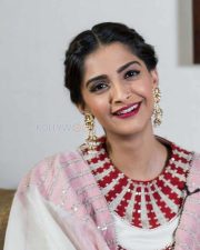 Enchanting Sonam Kapoor Photoshoot Stills 03