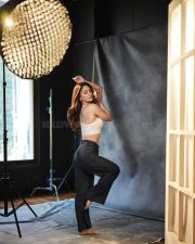 Glam Beauty Sandeepa Dhar in a Sleeveless Crop Top and Cargo Jeans Photos 01