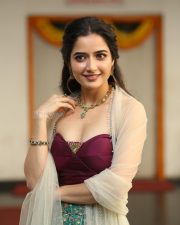 Heroine Ashika Ranganath at Bhartha Mahasayulaku Wignyapthi Interview Pictures 12