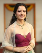 Heroine Ashika Ranganath at Bhartha Mahasayulaku Wignyapthi Interview Pictures 14