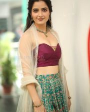 Heroine Ashika Ranganath at Bhartha Mahasayulaku Wignyapthi Interview Pictures 32