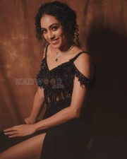 Mesmerizing Actress Sri Rupa Manjari in a Black Beaded Fringe Cold Shoulder Gown Photos 06 Mesmerizing Actress Sri Rupa Manjari in a Black Beaded Fringe Cold Shoulder Gown Photos 06