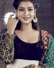 Model Tarunika Singh Photos