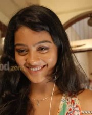 Ponmalai Pozhuthu Movie Heroine Gayathri Photos