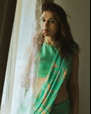 Sensuous and Sizzling Shraddha Das in a Green Saree with a Sleeveless Blouse Pictures 03 Sensuous and Sizzling Shraddha Das in a Green Saree with a Sleeveless Blouse Pictures 03