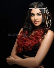 Sexy Indian Babe Adah Sharma Pics