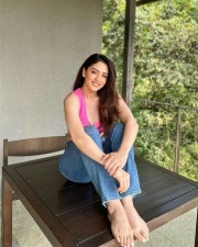 Sexy Sandeepa Dhar in Pink Top Photos 02