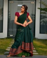 Shraddha Das Hot Navel in Half Saree Photos 02 Shraddha Das Hot Navel in Half Saree Photos 02