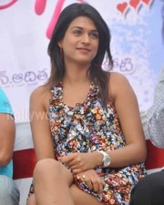 Shraddha Das Sexy Pics