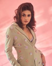 Stylish Shraddha Das in a Beige Blazer and Pants Pictures 03 Stylish Shraddha Das in a Beige Blazer and Pants Pictures 03
