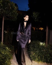 Sultry and Sexy Sonam Kapoor in a Deep Neck Black Gown Photos 04
