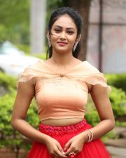 Telugu Actress Maheshwari Vaddi Photos