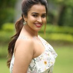 Pujita Ponnada 14 Telugu Actress Pujita Ponnada at Akasa Veedhilo Movie Trailer Launch Photos