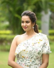 Telugu Actress Pujita Ponnada at Akasa Veedhilo Movie Trailer Launch Photos