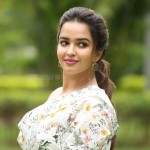 Pujita Ponnada 22 Telugu Actress Pujita Ponnada at Akasa Veedhilo Movie Trailer Launch Photos