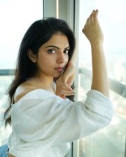 Thadai Udai Actress Misha Narang in an Oversized White Button Up Shirt and a Light Denim Jeans Pictures 01