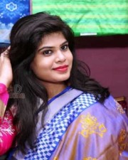 Actress Alekhya Inaugurates Pochampally Ikat Art Mela Photos 06