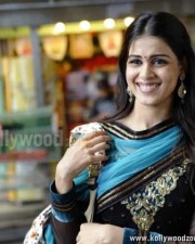 Actress Genelia Cute Sexy Pictures 10