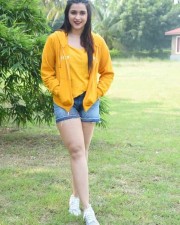 Actress Mannara Chopra At Hi 5 Movie Set Photos 05 Actress Mannara Chopra At Hi 5 Movie Set Photos 05