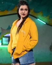 Actress Mannara Chopra At Hi 5 Movie Set Photos 24 Actress Mannara Chopra At Hi 5 Movie Set Photos 24